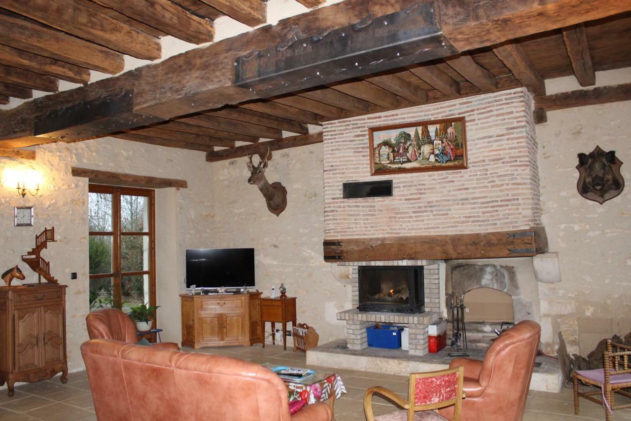 Bed and Breakfast Domaine De La Touche Mosnay Exterior foto